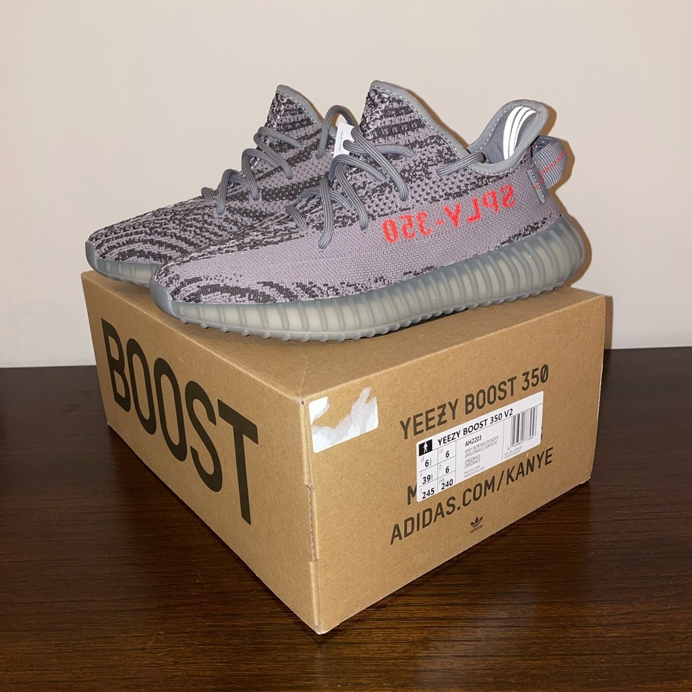 Yeezy Boost 350 V2 Brand new, grey zebra, authentic.